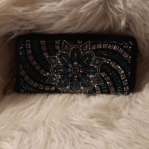 BOHO INSPIRED RHINESTONE PATTERN ACCORDION WALLET